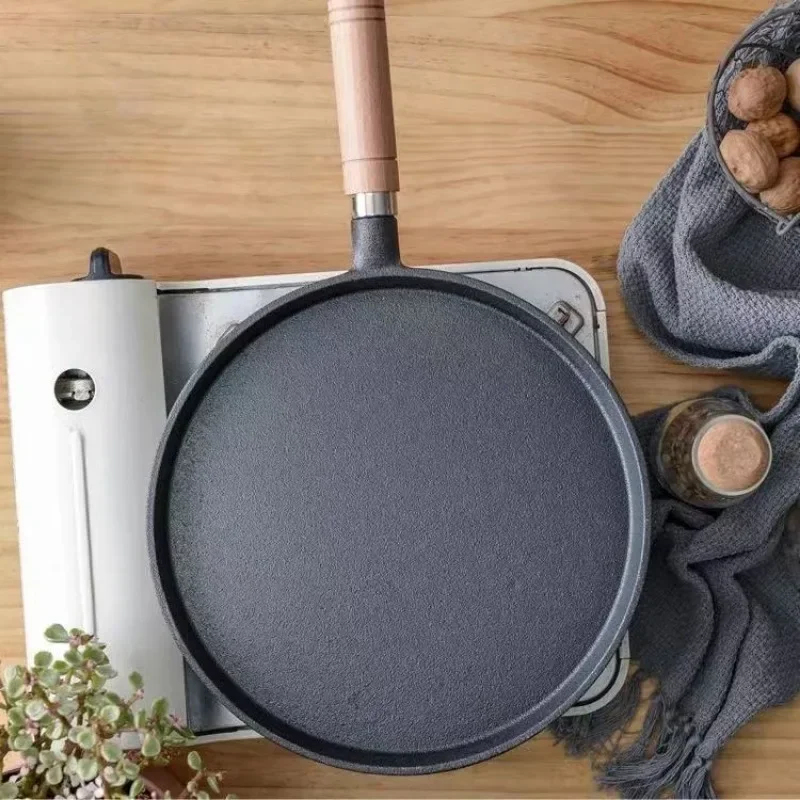 Patelnia żeliwna 20 cm z drewn – Dosa Pan Iron recenzja i cena